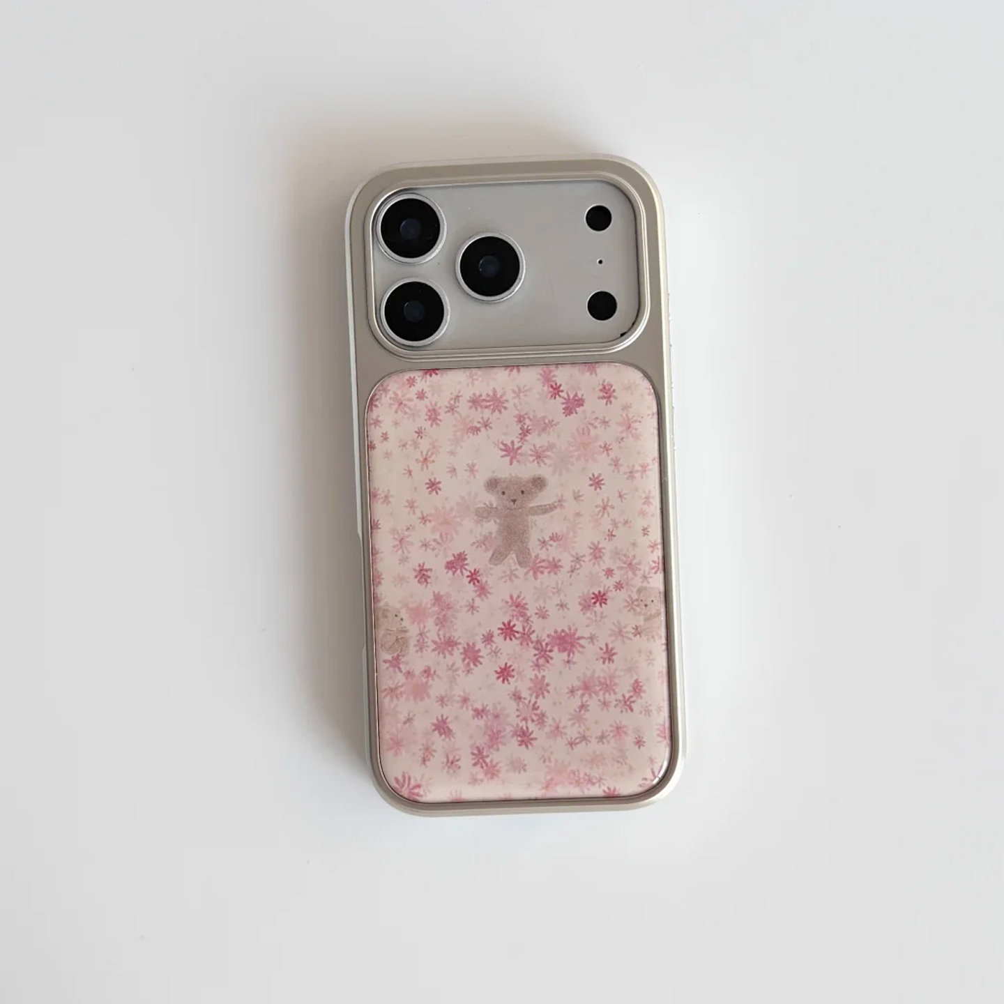 봄꽃 아이폰 케이스 (아이폰 17, 17e, 16e,  - Phone Cases That Charge Your Phone 리뷰 및 가격