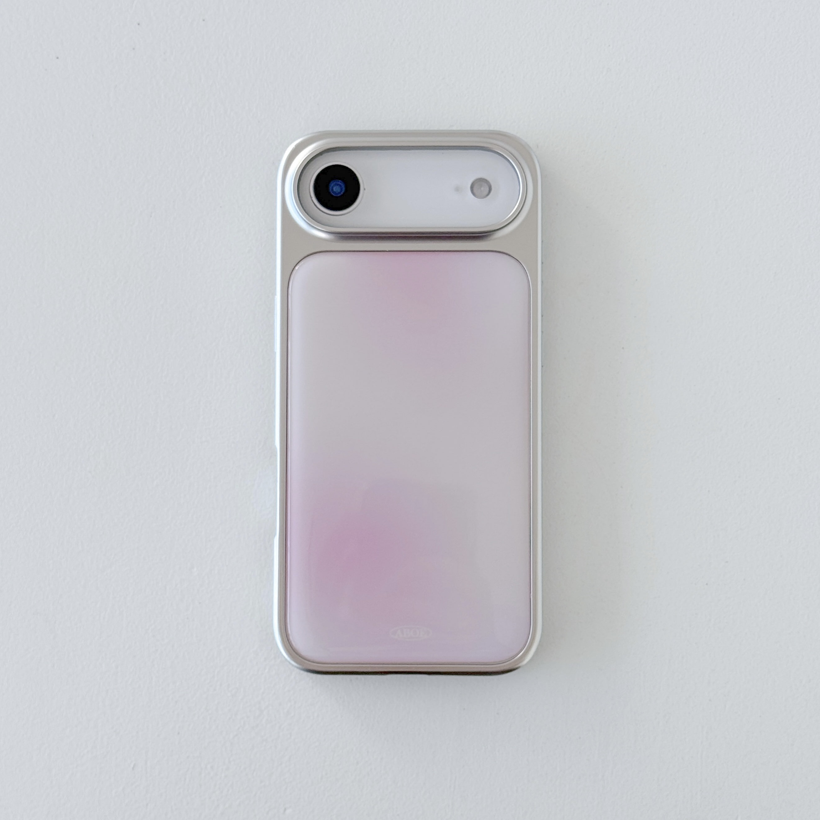 럭셔리 클미지 핑크 블러 폰 케이스 (아이폰 17, 1 - Phone Cases That Charge Your Phone 리뷰 및 가격